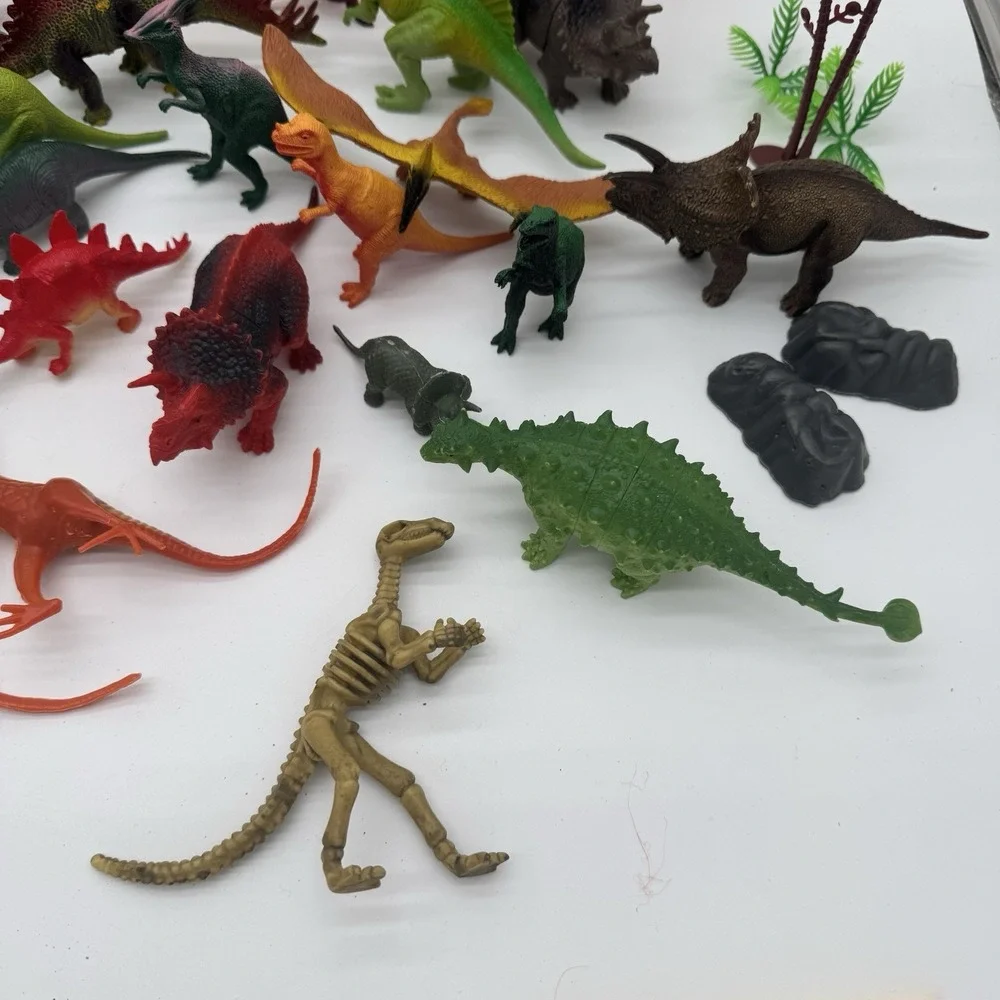 50+ Pc Dinosaur Toy Lot 48 Dinos‎ 5 Accessories Mixed Brands Vintage